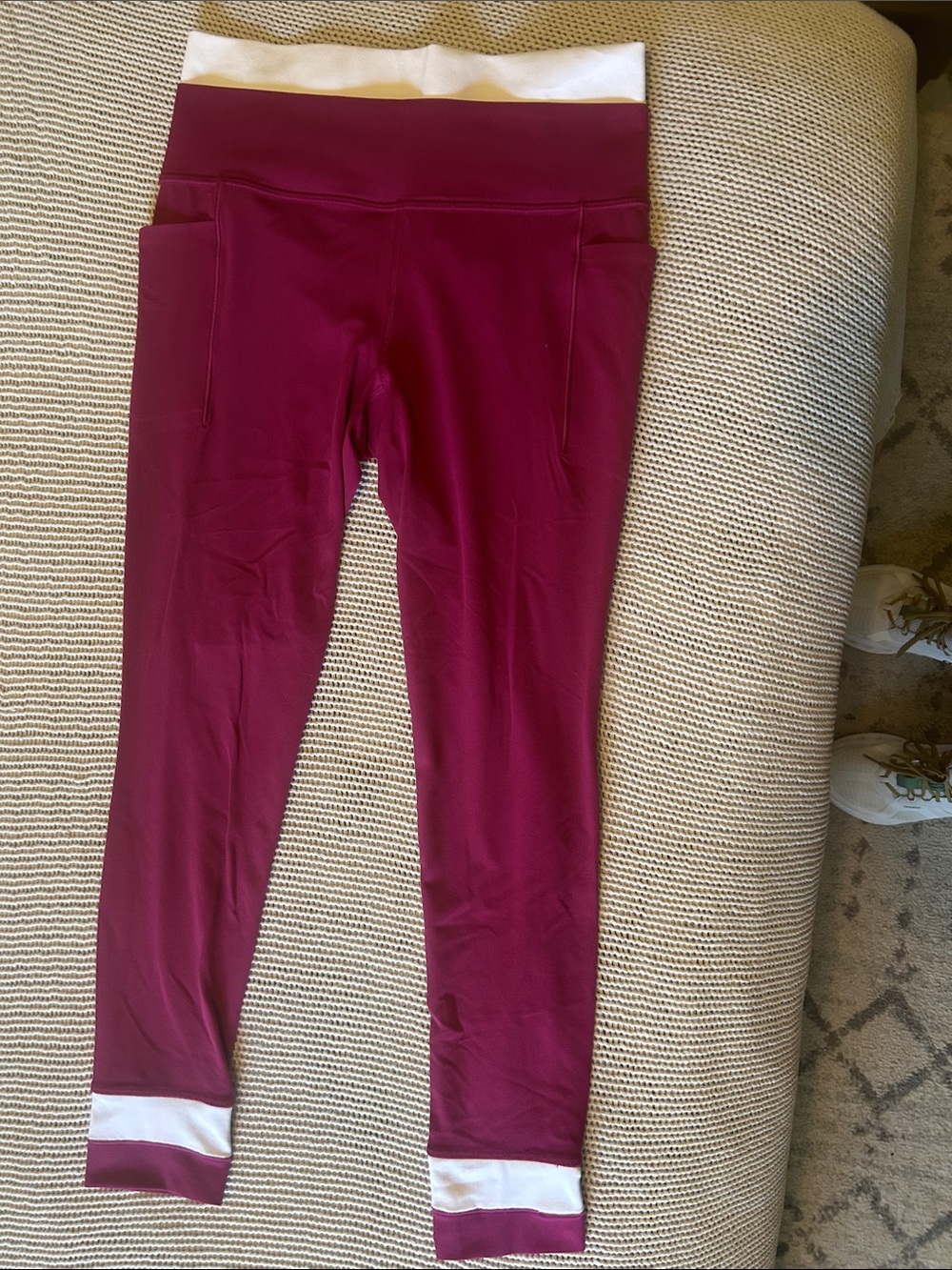 NWT Athleta Salutation Stash Double Up Tight - Magenta and White